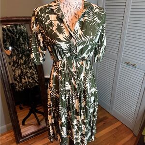 Tropical Leaf Print Midi Dress